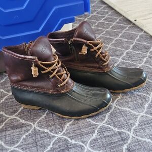 Sperry Dark Brown and Black Lace-Up Boots